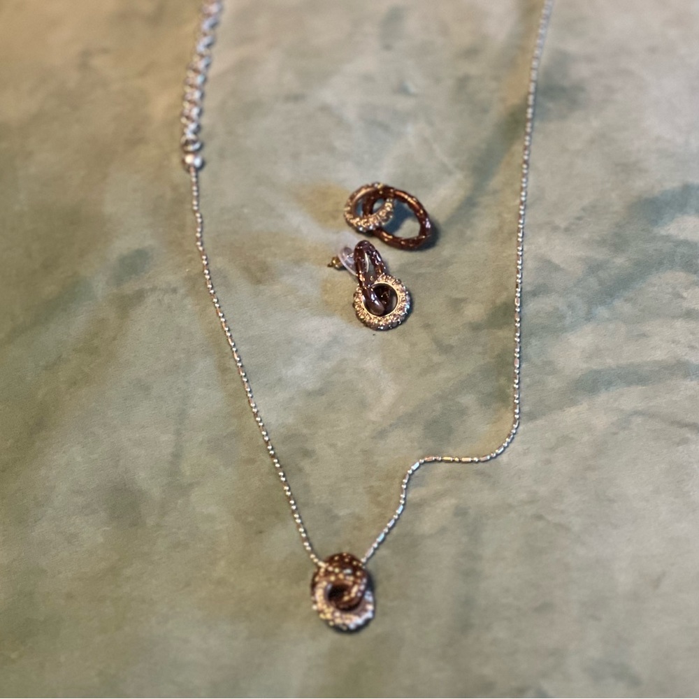Brighton sweet bronze and rhinestone necklace and earrings